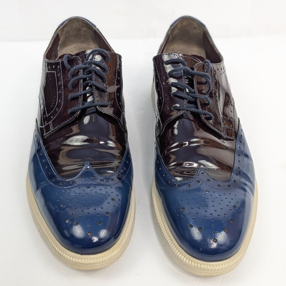 Classic Blue and Brown Oxford Shoes - Picture 1 of 11